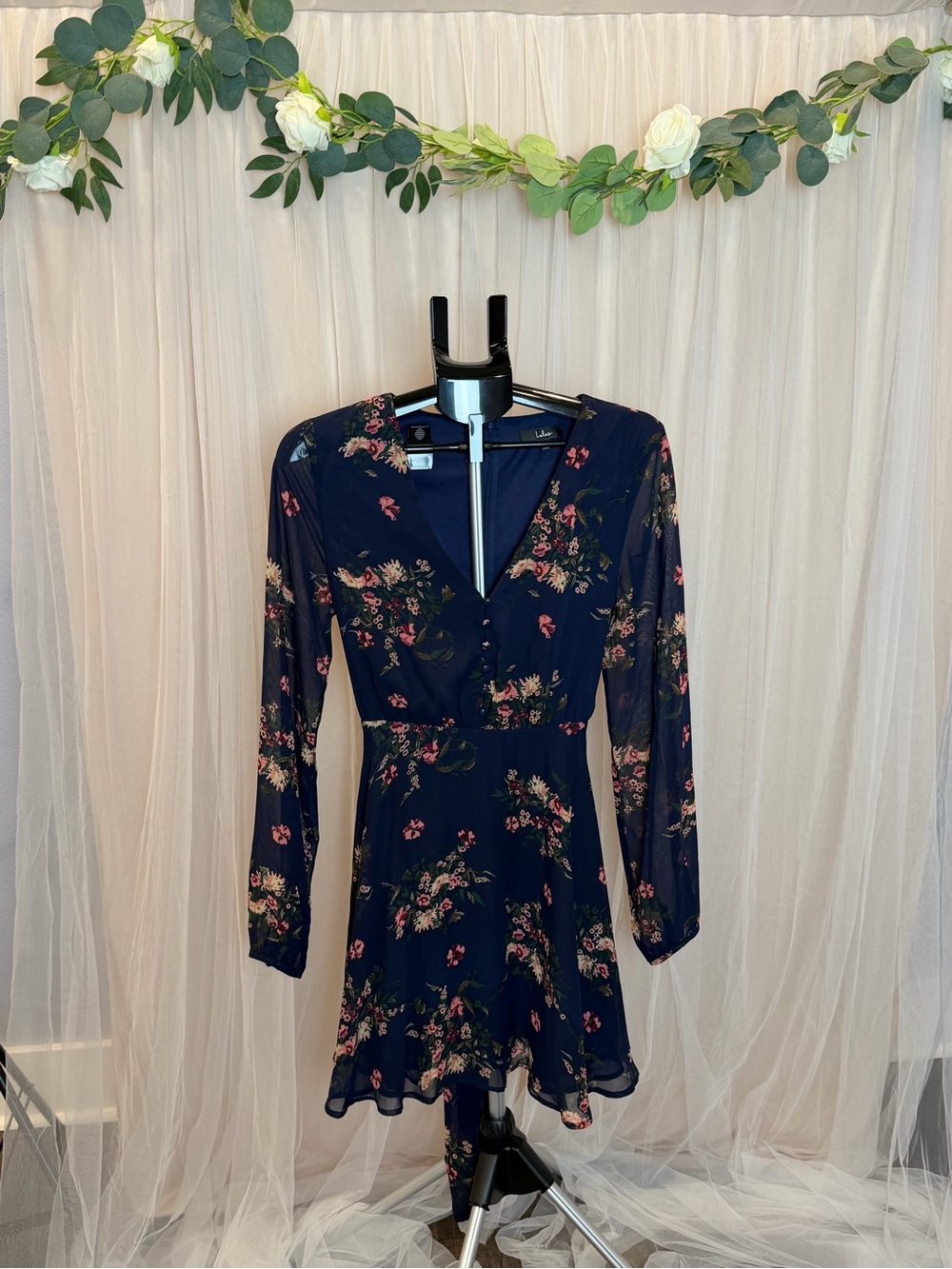 Lulus Navy Floral Long Sleeve Skater Dress Size Medium NWT - Picture 3 of 7